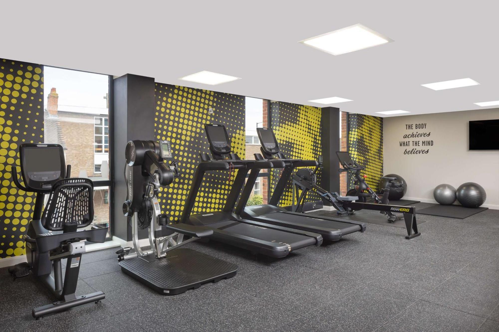 Hampton By Hilton 3*